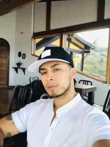 Brandonflex: it's me ( 5 фото)