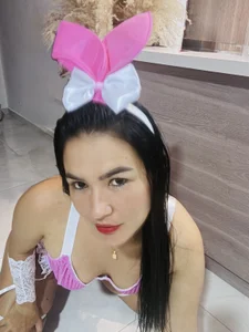 SofiaVal_ Ready to enter my burrow? I promise you won't want to leave. Immagine  3