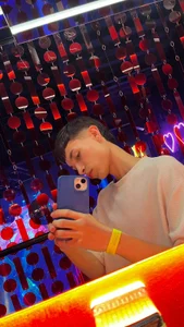 Skinny_Office Public Gambar 4