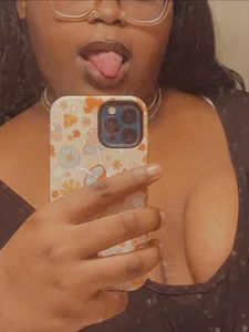 Public de nylatheupgrade  6 photos