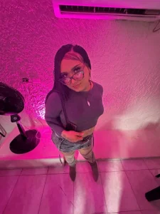 _Lia_Valentine_ Public Foto 4