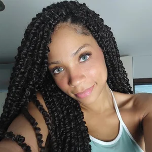 RENELL Public Pic 3