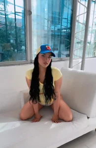 your exclusive model de ariana_morelly  5 photos
