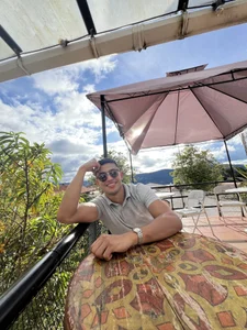 Thonny-becker Me 😱 Hình