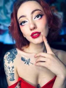 Alex_Fck Mistress in a red Pic 5