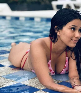 liaa_swan Public зображення