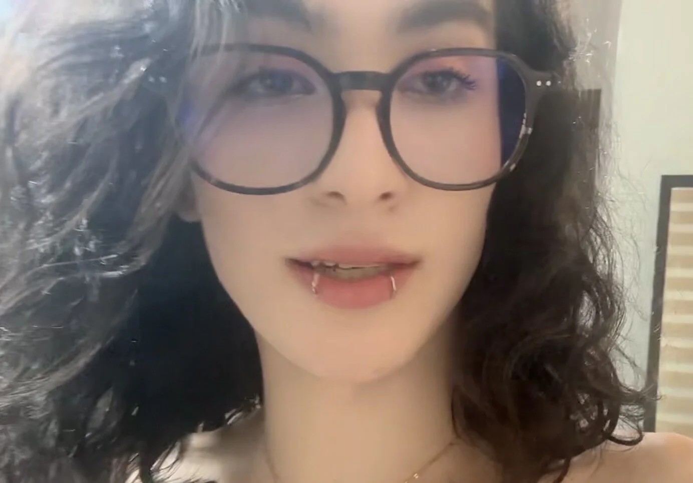 Shammy_rosse Public 사진 2