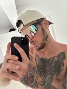 Just me😎