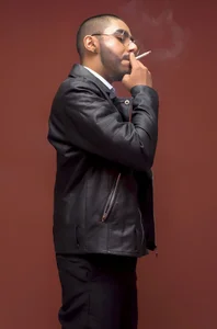 ItsMeEros Bussines man Pic 4