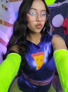 Coldsplay, Alien Pizza Planet de Nasha_abby  5 photos