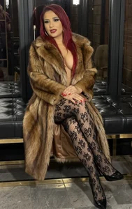 AndreaPink2024のWearing Coatsの 2枚の写真