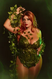 I am the temptation that you never knew you wanted ... 🍃💚 de JenSexy_  2 Imagens