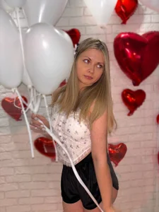 SmilingEmily_ ❤️Valentine's Day ❤️ Pic