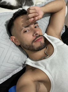 MateoBaer Public Gambar 2