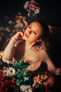 GretaVelvet 🌻Beauty among the petals🌹 사진 2