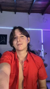 Ronny 🍆 od Mariana_and_Ronny  snímek