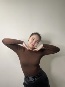 EvieCapella Public Pic 4