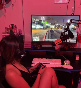 Lunny_Rosse Me encanta jugar slika 4