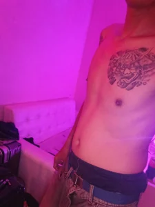 lay999@xh Man 圖片