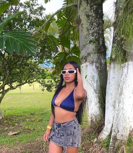 Public od Valentina-Gomez-  2 snímek