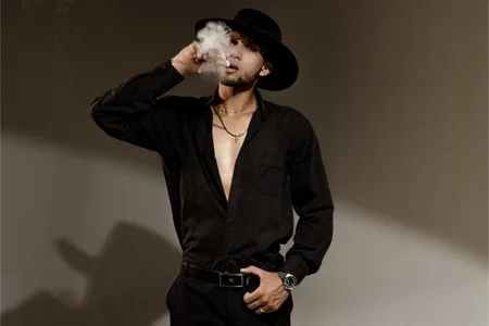 MagnusFrost Blow  3টি ছবি