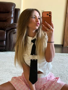 Jo_Reed Blondie's week صورة واحدة|Jo_Reed Blondie's week صورتان|Jo_Reed Blondie's week  5 صور|Jo_Reed Blondie's week  5 صورة