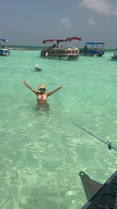 isabellahofmann Vacation 🏖️ Pic 2