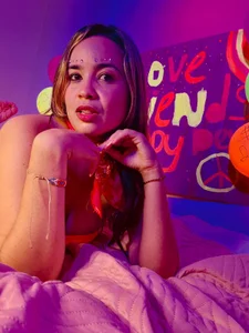 anaiisevanz I M Pic 3