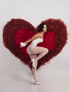 ninaa_sky ♥︎  8টি ছবি