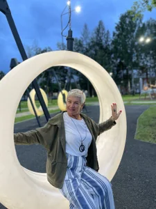 roxana_brooks Invite me out on a date in the park Poză 9