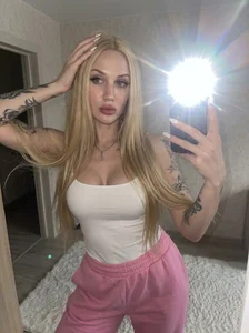 Alice_Melof Public slika 2