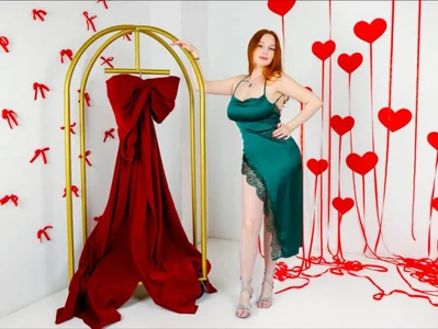 HoneyLace_ Public Pic