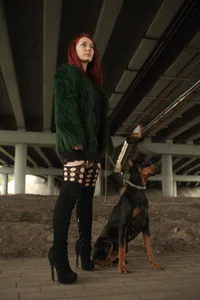 MissBeverlyMills Do you want to be in his place? Pic 9