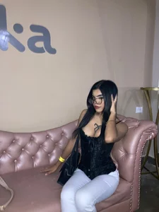 VHottiesladies Izzyy Pic