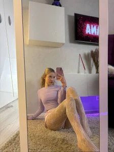 _lovendy_ look in the mirror) Foto 2