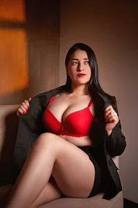 Alana_steel_1 Soft Skin, Slow Night 🌹 Pic 2