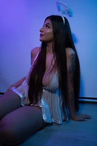 Angel side🪽😇🪽 de cathalina_ortiz  9 photos