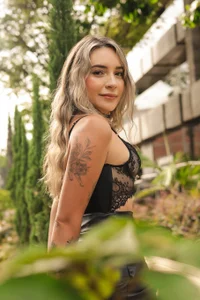 mariablonde Outside 🌳​🍑 Pic 5