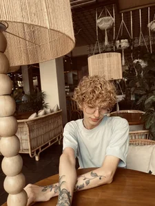 lyamthommpson ☕️🐌🍂 Foto 3