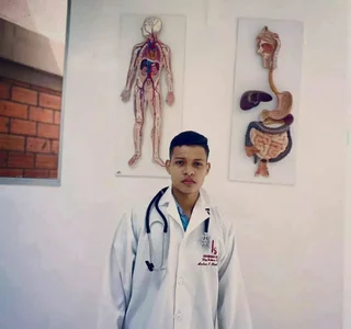 Zdjęcia Evan_Greey1 Evan doctor 👨‍⚕️: 