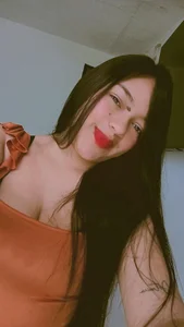 Samantha_Lopez_ Public  4. fénykép