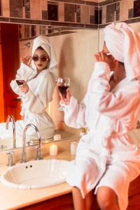 AilishBenson Coffee, Towels & hot Secrets😈🥰 Pic 8