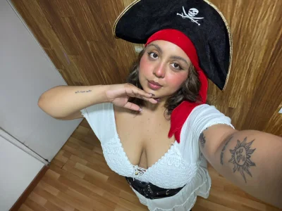 EVANGELIINE_21 The Pirate Queen ❤💋 Hình 5