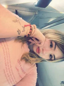 Julieta_priv Come play with me… I’m feeling naughty 😈 টি ছবি