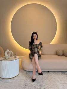 Anita_Robby Leopard Woman Pic 6