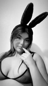 Lia_sexx I'm a sexy bunny🐰😘 Hình