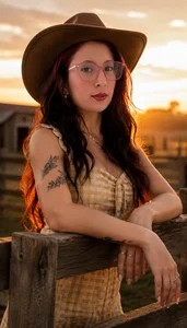 zaira_skinny Sexy cowgirl Pic 4