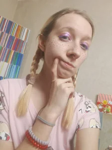 cutieMilaのSelfieの 2枚の写真