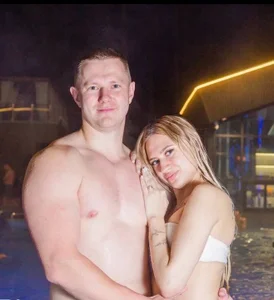 Kingdom_of_sexx: Public ( 3 фото)