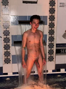 hot boys de big-dicktop23 Foto 5